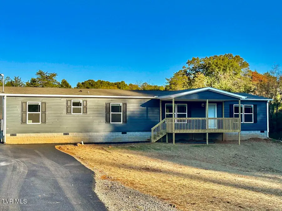 343 Bungalow Drive, Dandridge, TN 37725 - Image #2