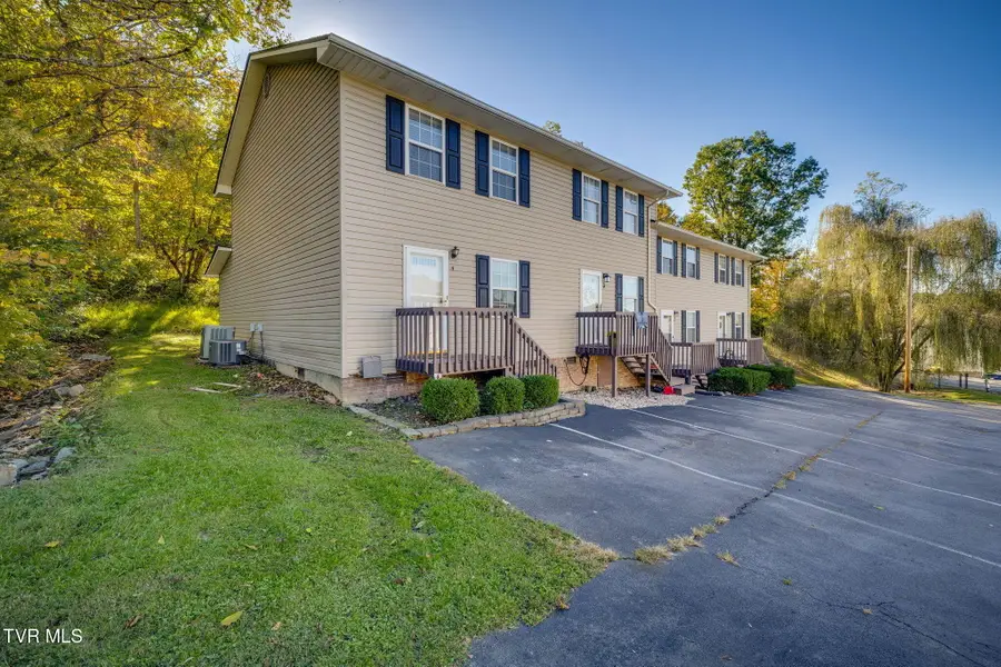 200 Arrowhead Drive Drive #4, Johnson City, TN 37601 - Image #2