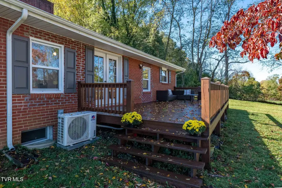 205 Franklin Drive, Blountville, TN 37617 - #2