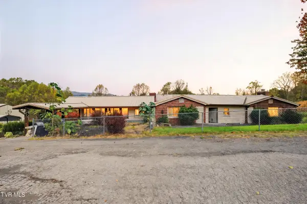 490 Delaney Lane, Clintwood, VA 24228