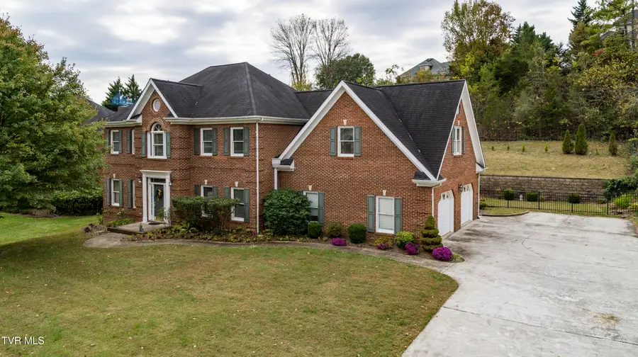 2824 Berkshire Lane, Kingsport, TN 37660 - Image #2
