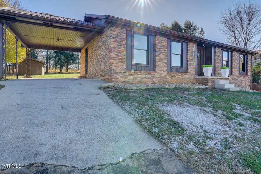 508 Carolina Street, Church Hill, TN 37642 - Image #2