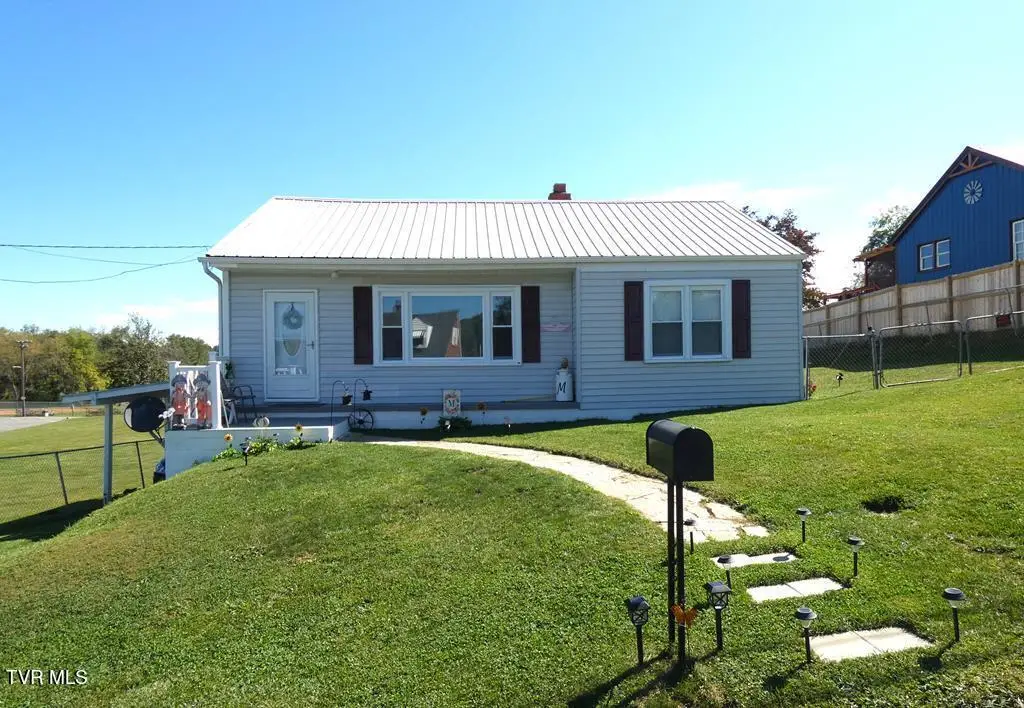 855 Goolsby Street, Marion, VA 24354 - Image #1