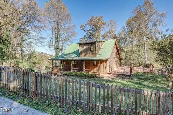 129 Log Cabin Road, Johnson City, TN 37615