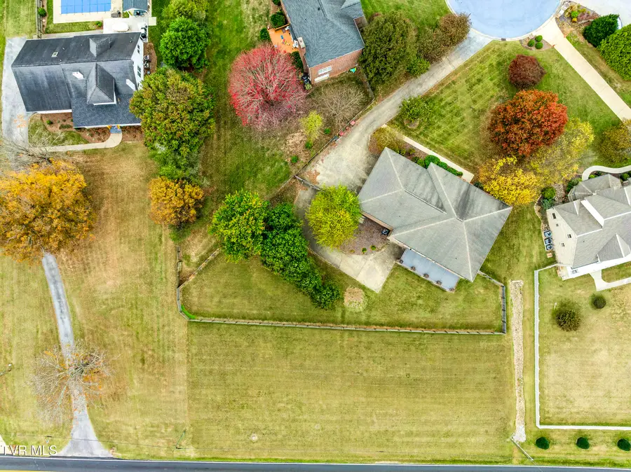 9 Carriage Court, Johnson City, TN 37604 - Image #2