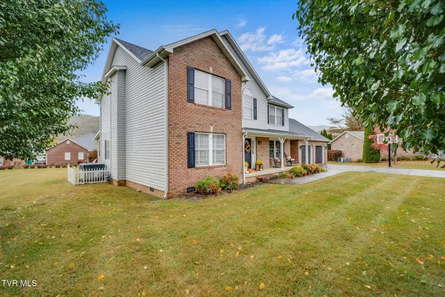 511 Old Stage Road, Erwin, TN 37650 - Image #2