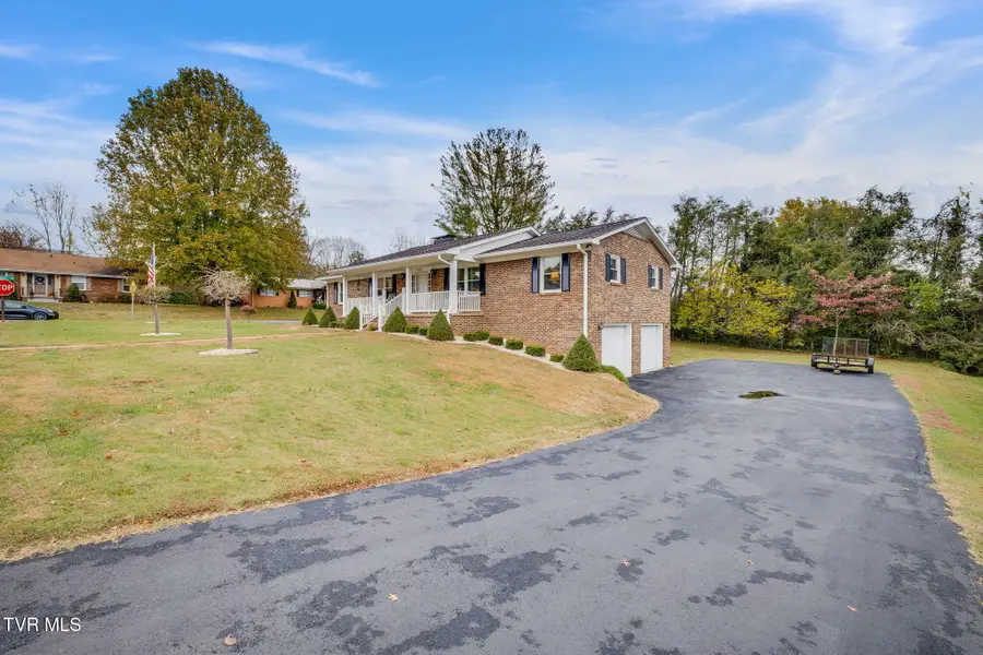 1904 Broadmoor Road, Johnson City, TN 37604 - Image #3