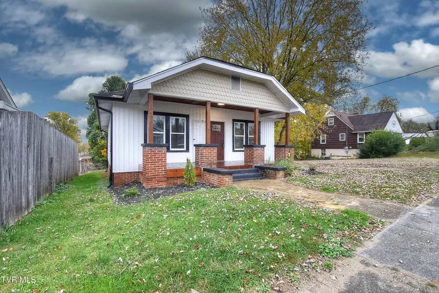 612 South Lynn Avenue, Elizabethton, TN 37643 - Image #2