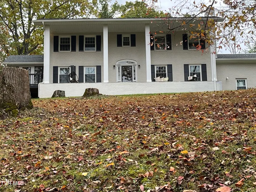 1728 Charlotte Drive, Elizabethton, TN 37643 - Image #2