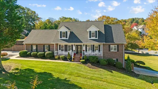 1 Emerald Court, Johnson City, TN 37604