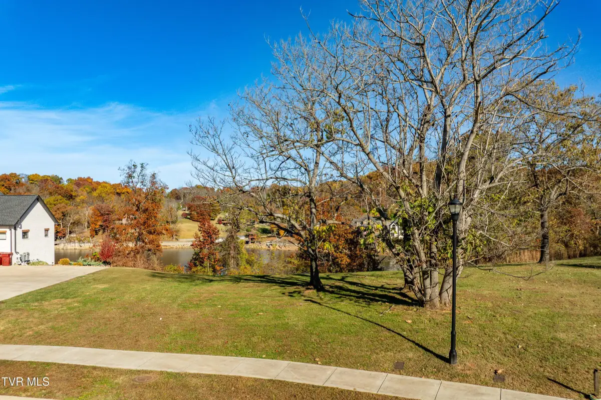 625 Harbor Approach, Johnson City, TN 37601 - Image #1