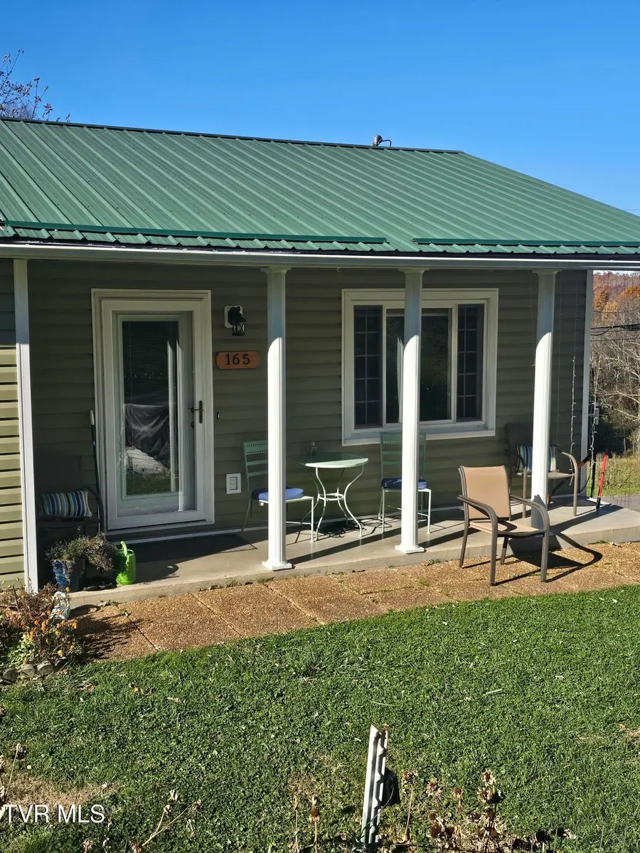 165 Sun Valley Street, Cedar Bluff, VA 24609 - Image #3