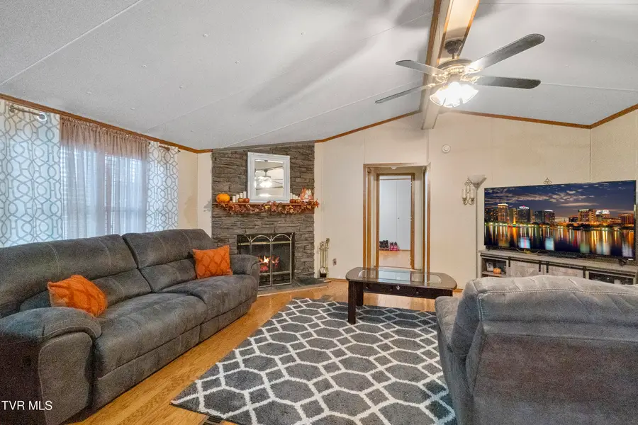 114 Paul Mathes Road, Chuckey, TN 37641 - Image #2