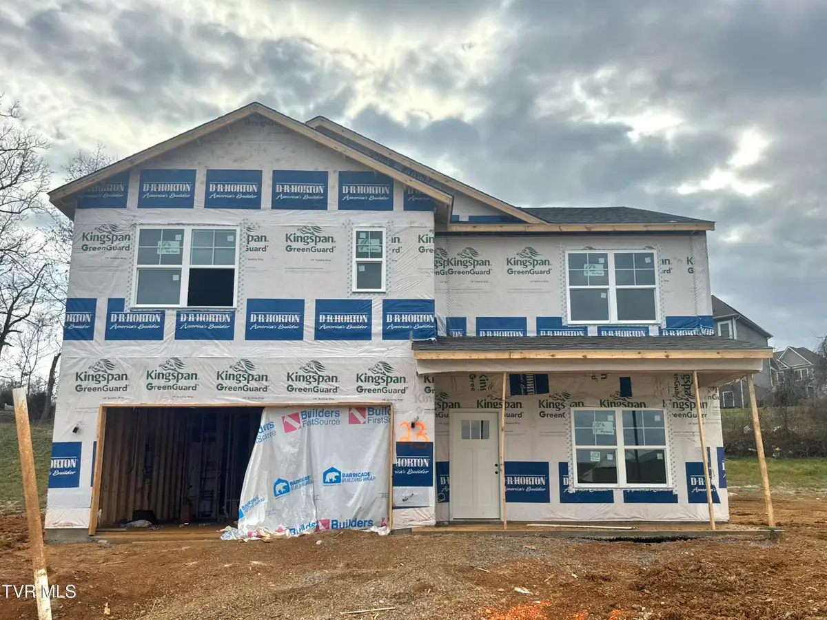 698 Saint Andrews Drive, Kingsport, TN 37664 - Image #1