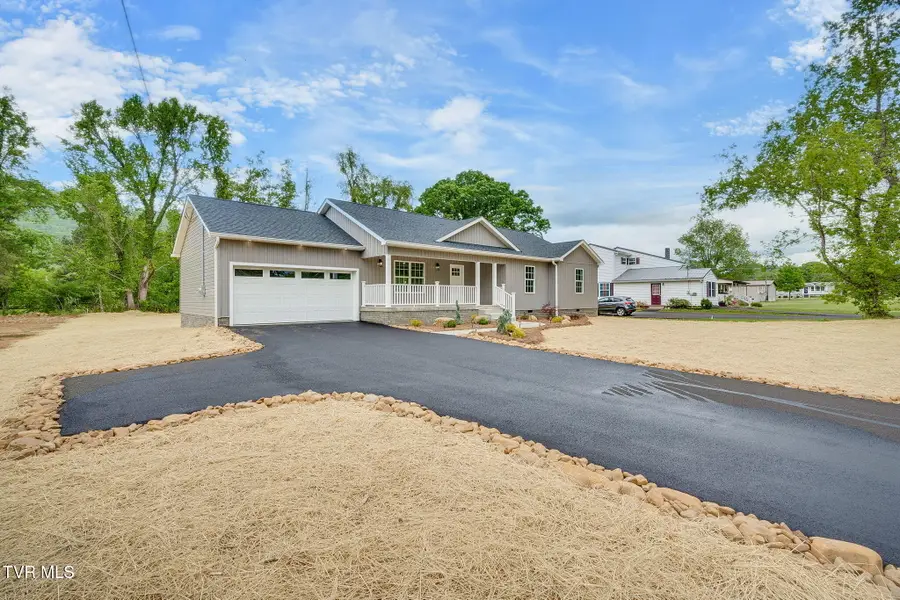 112 Holston View Drive, Elizabethton, TN 37643 - Image #3