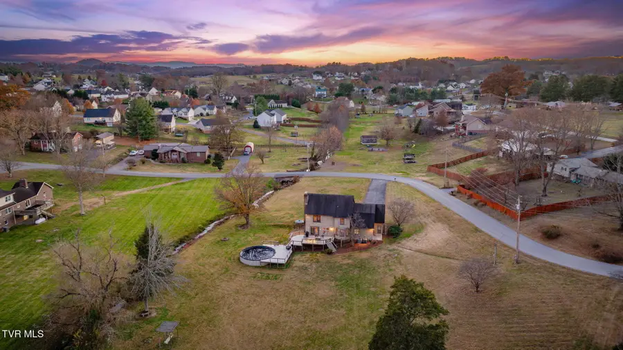 124 Highland Hills Drive, Gray, TN 37615 - Image #3