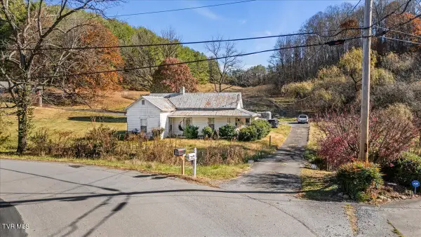 118 Rocky Branch Road, Elizabethton, TN 37643