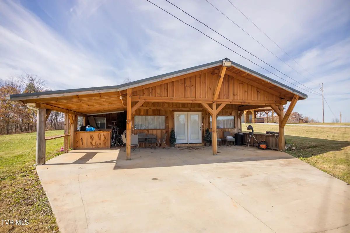 7695 Greystone Road, Afton, TN 37616 - Image #1