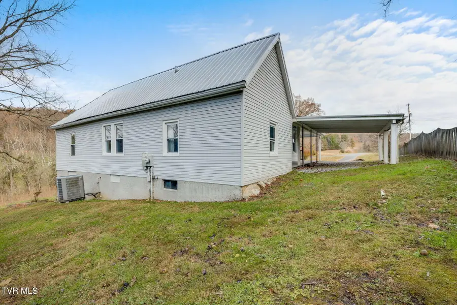 1013 Egypt Road, Bluff City, TN 37618 - Image #3
