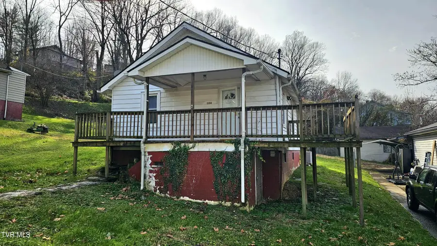 604 Blondell Avenue, Appalachia, VA 24216 - Image #3