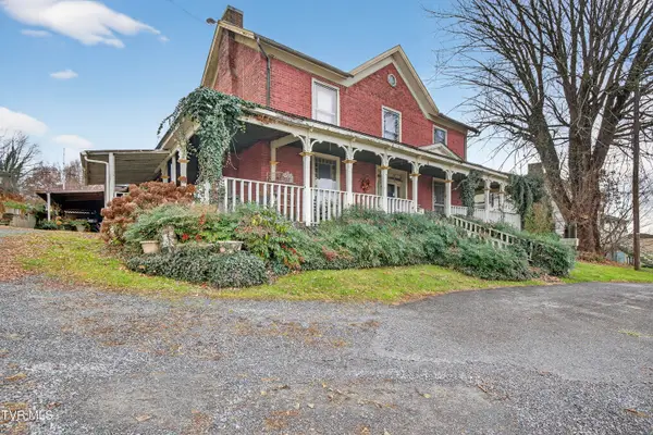 302 Southwest Front Street, Abingdon, VA 24210