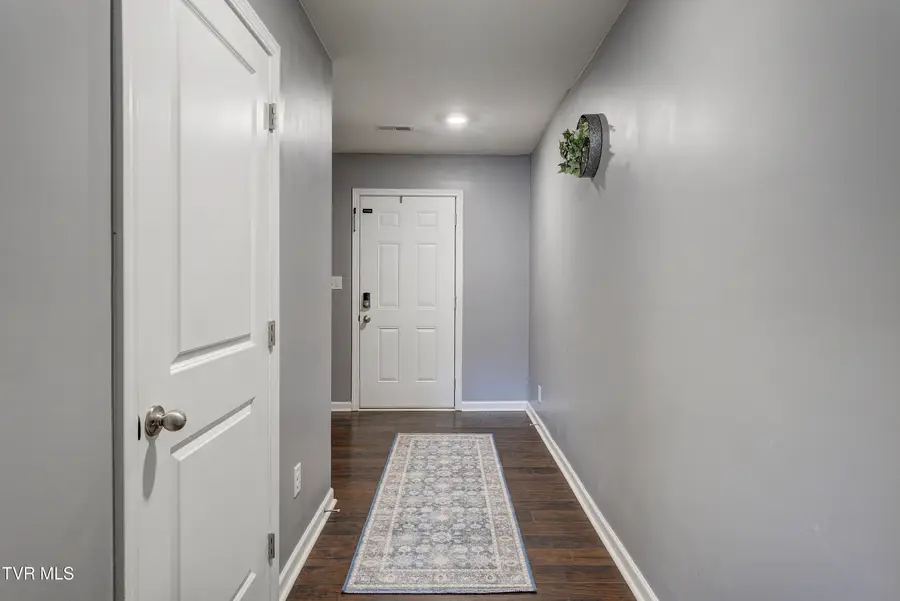 567 Cox Hollow Road, Kingsport, TN 37663 - Image #2