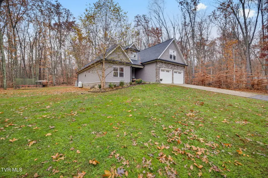 262 Allenwood Drive, Surgoinsville, TN 37873 - Image #2
