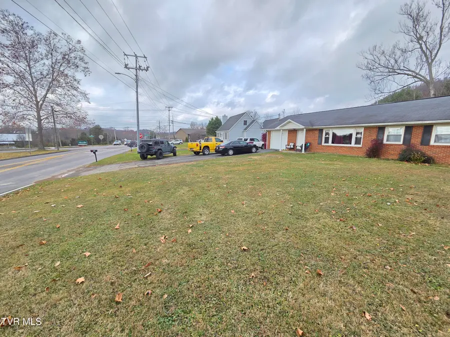 1914 East Oakland Avenue, Johnson City, TN 37601 - Image #3