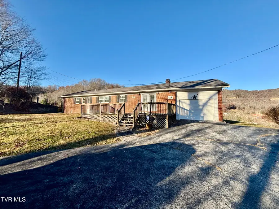 10027 Rellim Dr Road, Coeburn, VA 24230 - Image #3