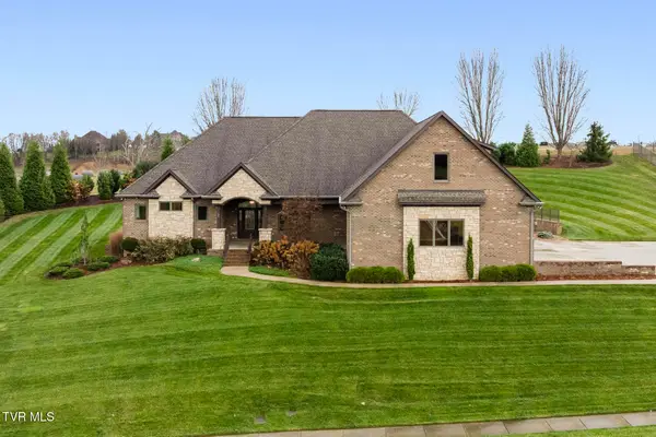 99 Hayfield Drive, Johnson City, TN 37615