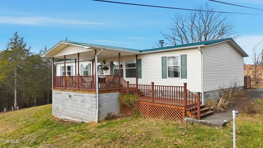 490 Courthouse Drive, Castlewood, VA 24224 - Image #2