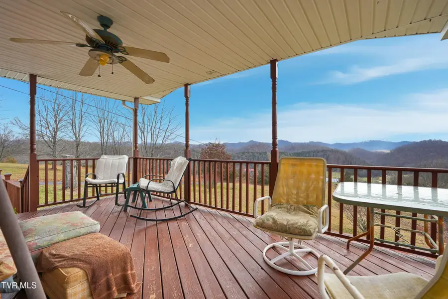 490 Courthouse Drive, Castlewood, VA 24224 - Image #3