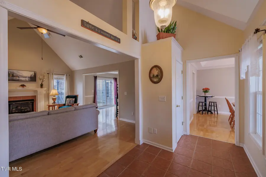 620 Glen Oaks Place, Johnson City, TN 37615 - Image #3