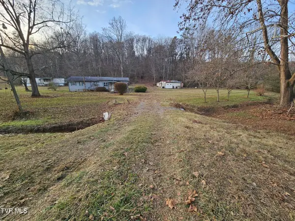 221 Hurst Hollow Road, Bean Station, TN 37708