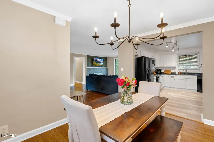 700 Edgewood Drive, Johnson City, TN 37601 - Image #3