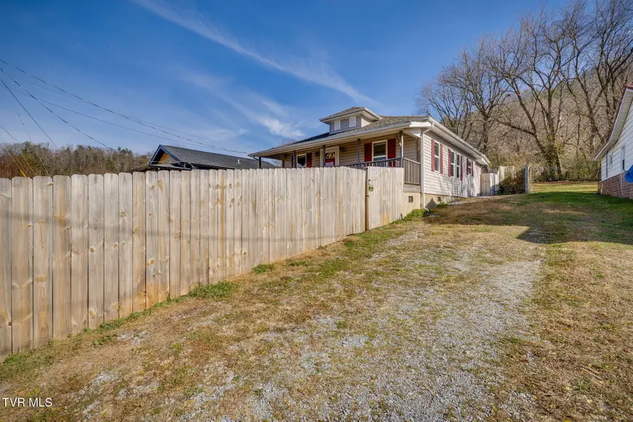 205 Okolona Drive, Erwin, TN 37650 - Image #3