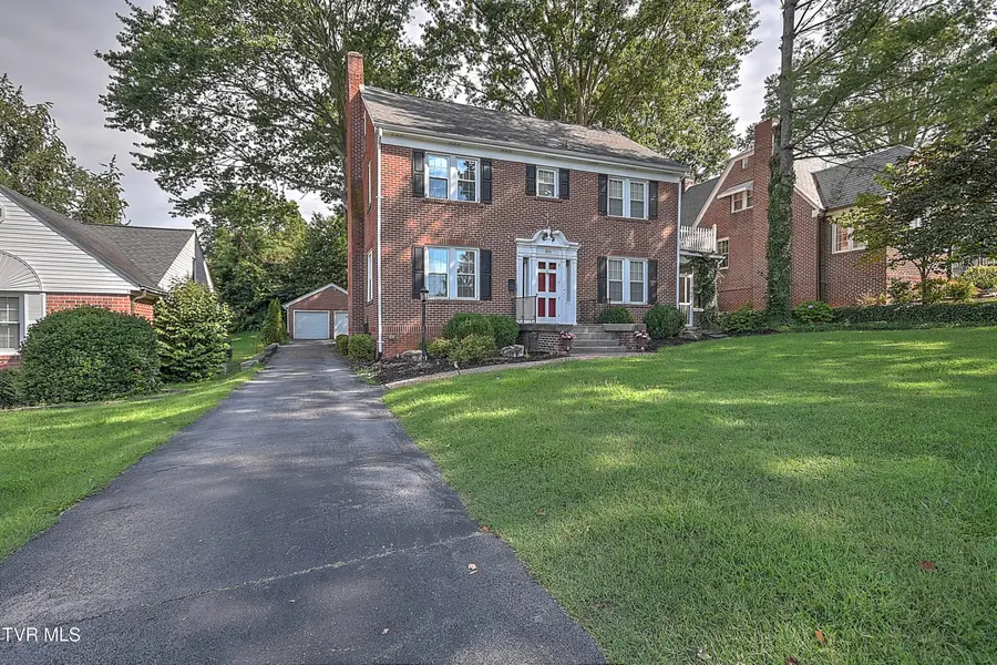 611 Lawrence Avenue, Bristol, VA 24201 - Image #3