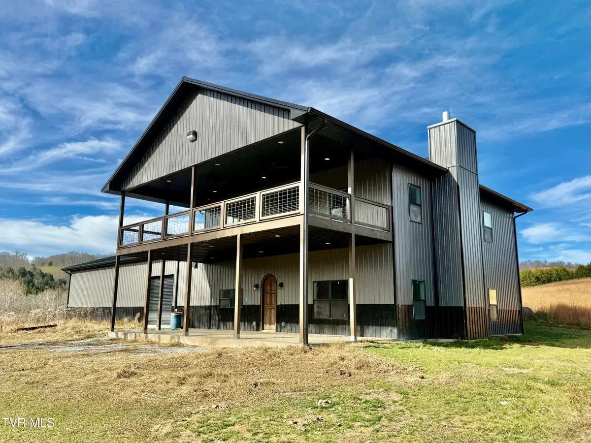 2114 Powell River Rd, Tazewell, TN 37879 - Image #1