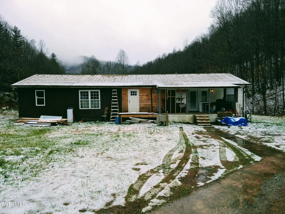 7737 Birchfield Road, Pound, VA 24279 - Image #1