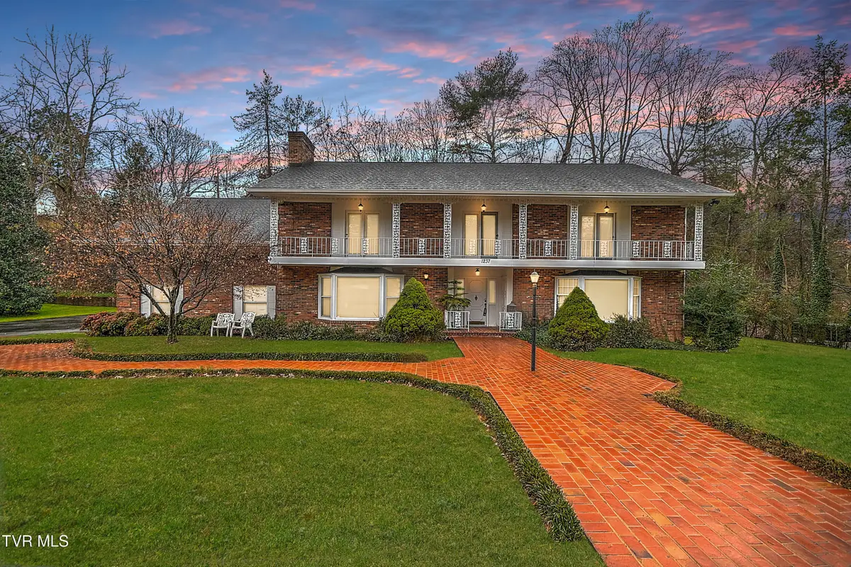 1237 Radcliffe Avenue, Kingsport, TN 37664 - Image #1