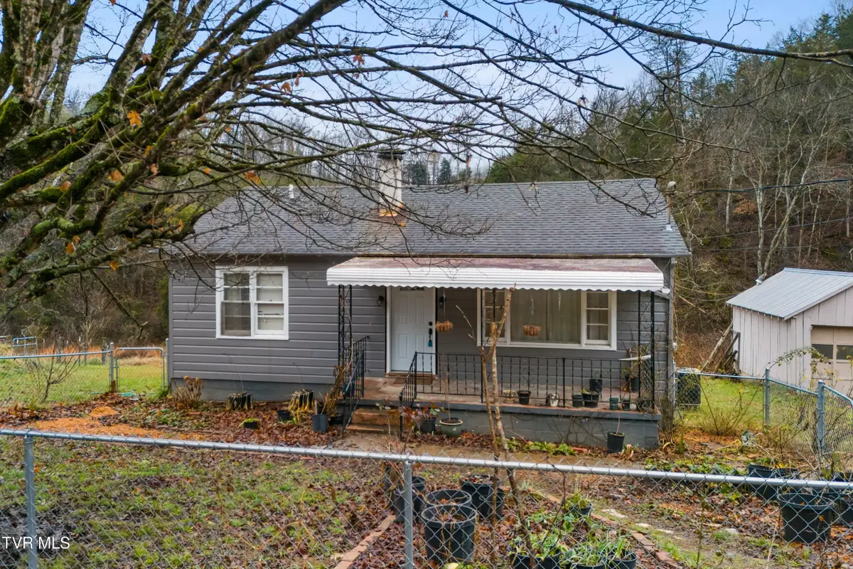 7593 Cracker Neck Road, Washburn, TN 37888 - Image #1