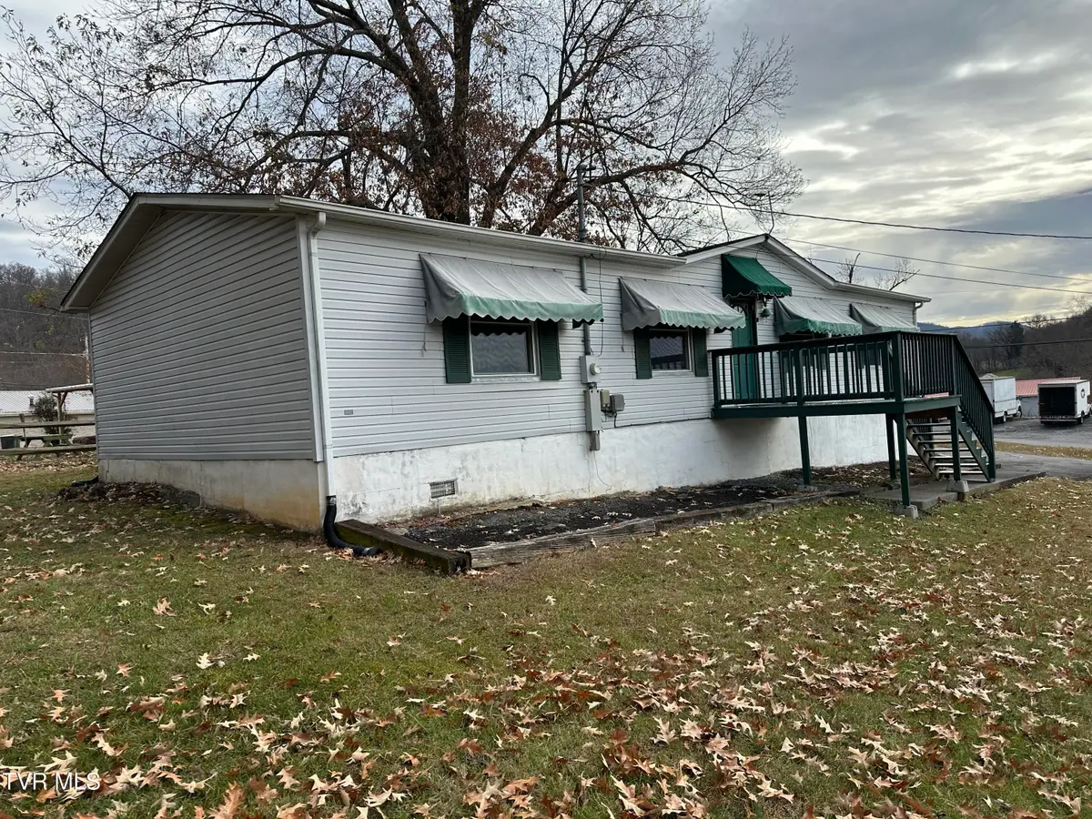 1313 Siam Road, Elizabethton, TN 37643 - Image #1