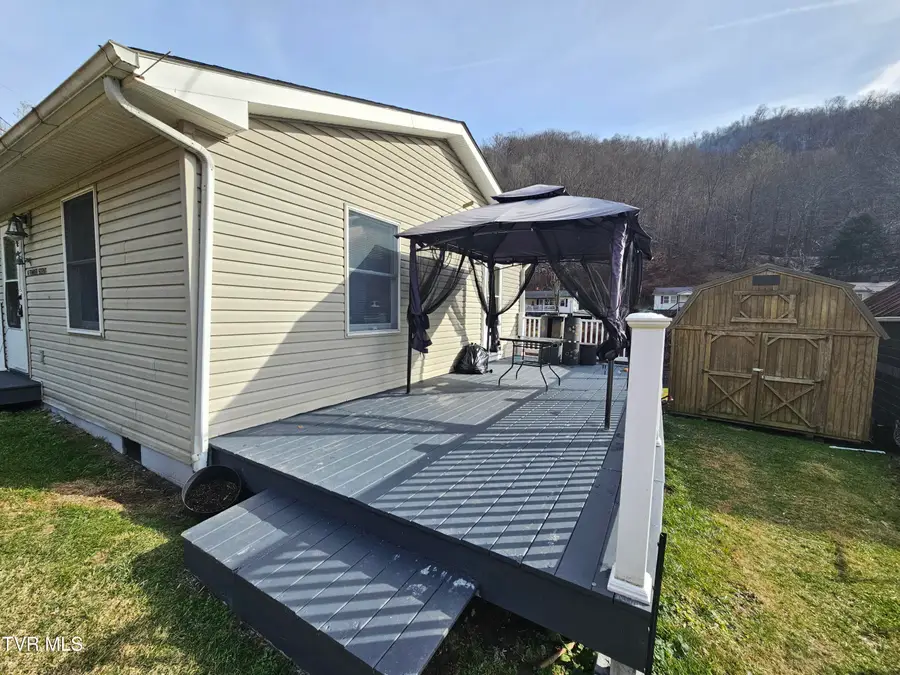 4 Timber Scent, Dante, VA 24237 - Image #2