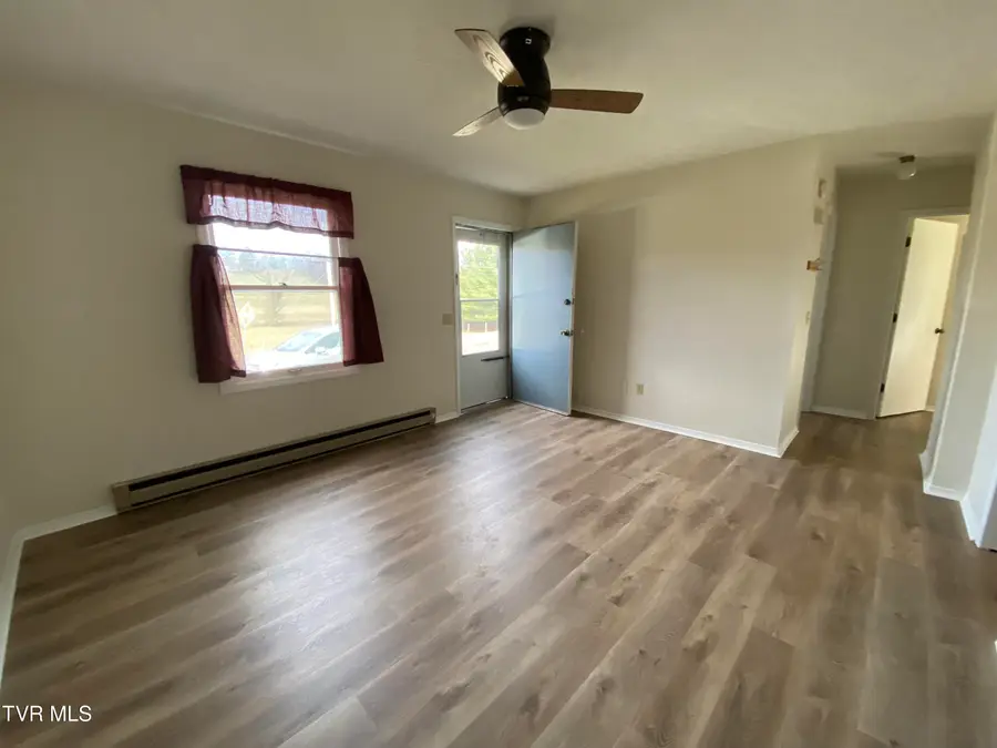 4204 Carroll Creek Road, Johnson City, TN 37604 - Image #2