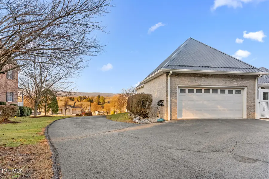 165 Century Court, Wytheville, VA 24382 - Image #3