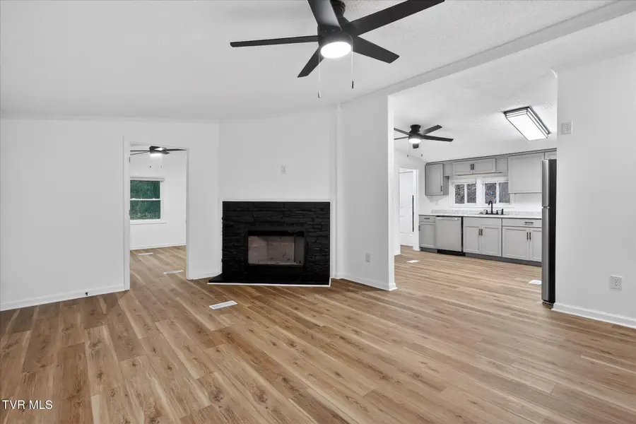 10657 Oak Grove Road, Bristol, VA 24202 - Image #3