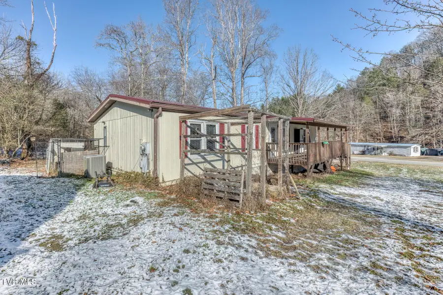 736 Ryder Church Road, Bluff City, TN 37618 - Image #3