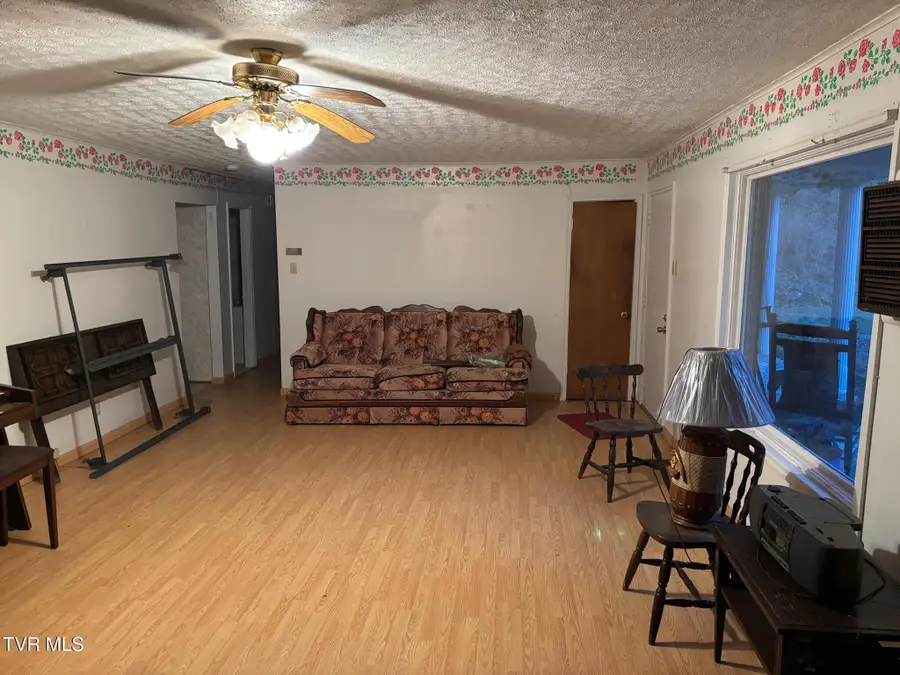 358 Wagon Trail, Haysi, VA 24256 - #2