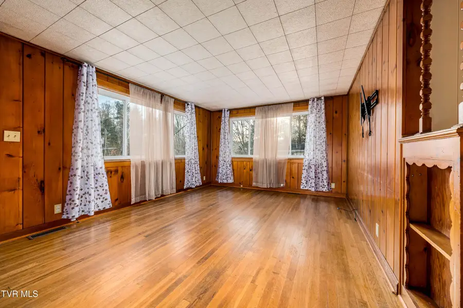 722 Beidleman Creek Road, Bristol, TN 37620 - #3