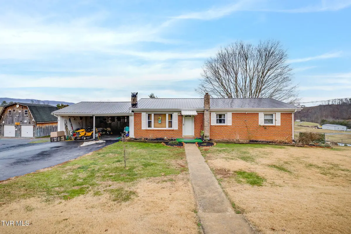 404 Pine Ridge Road, Bluff City, TN 37618 - Image #1